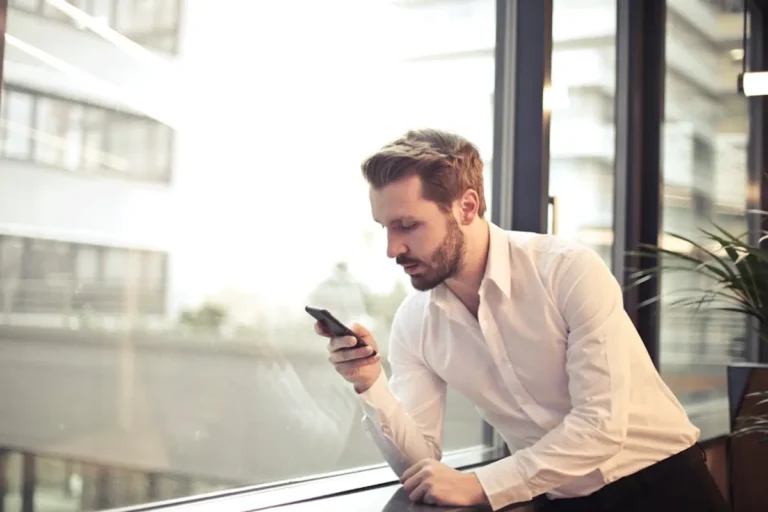 Alone captions for instagram: Meaning, Examples, Synonyms, and How to Use It
