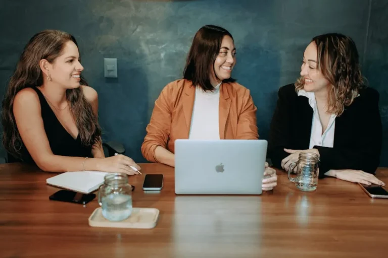 Areyoufashion Review: What It Is, Features, Safety, and Alternatives