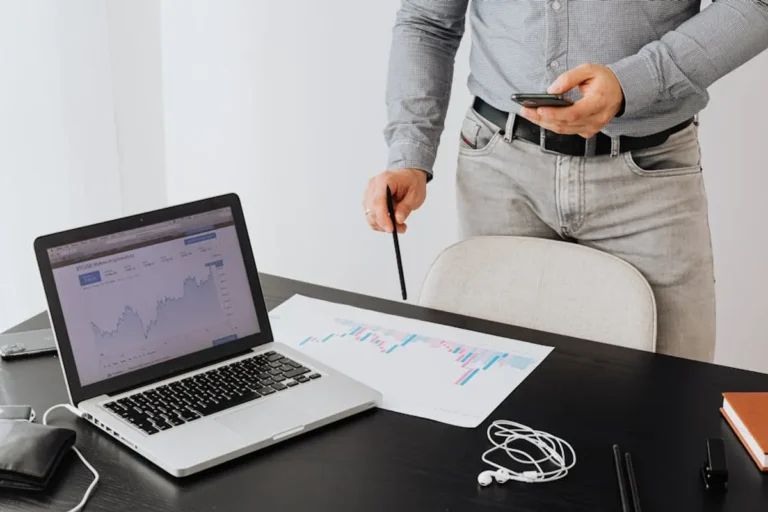 What Marketers Should Check Before Writing About techsslaash.com: The Neoinvites Angle